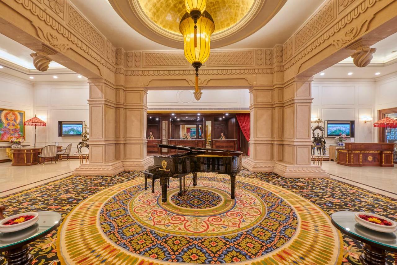 Mayfair Hotel